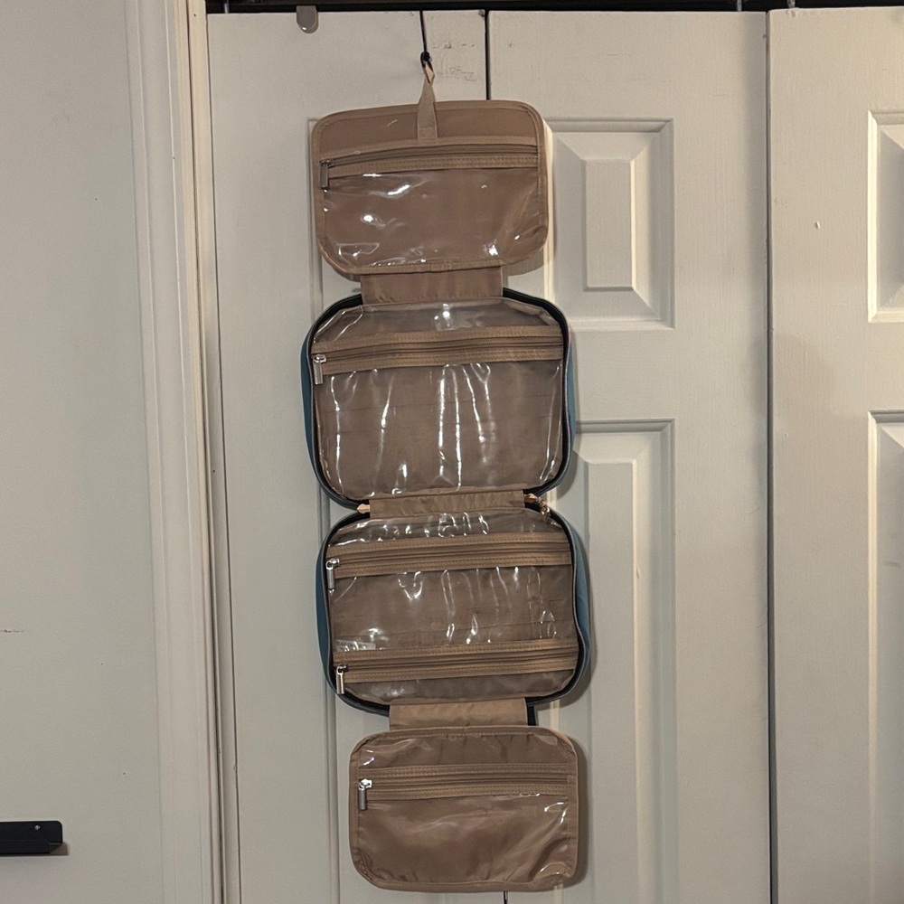 Bagsmart Tan and Blue Makeup Organizer